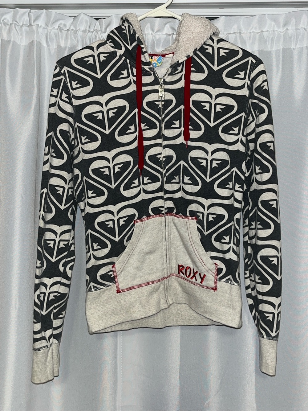 Roxy Black & White Heart-Print Hooded Zip Cardigan with Red Accents